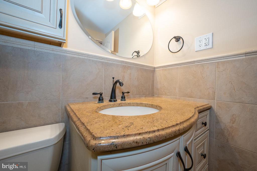 1900 JOHN F KENNEDY BOULEVARD Unit: 1012