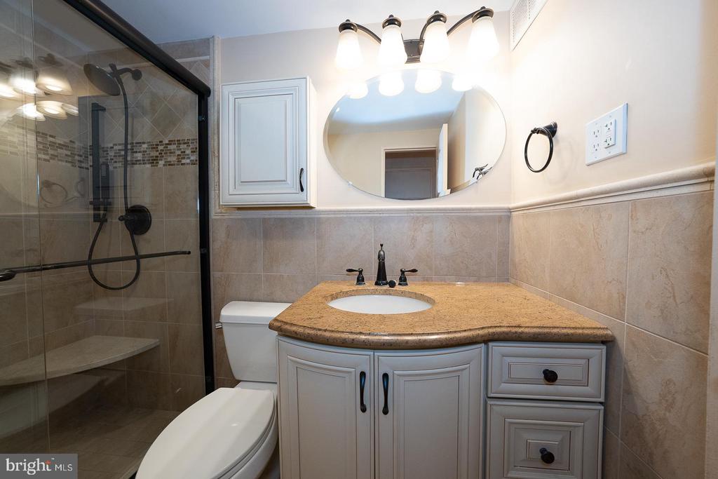 1900 JOHN F KENNEDY BOULEVARD Unit: 1012