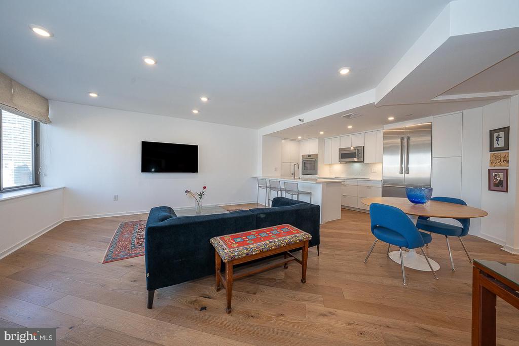 202 W RITTENHOUSE SQUARE Unit: 1205