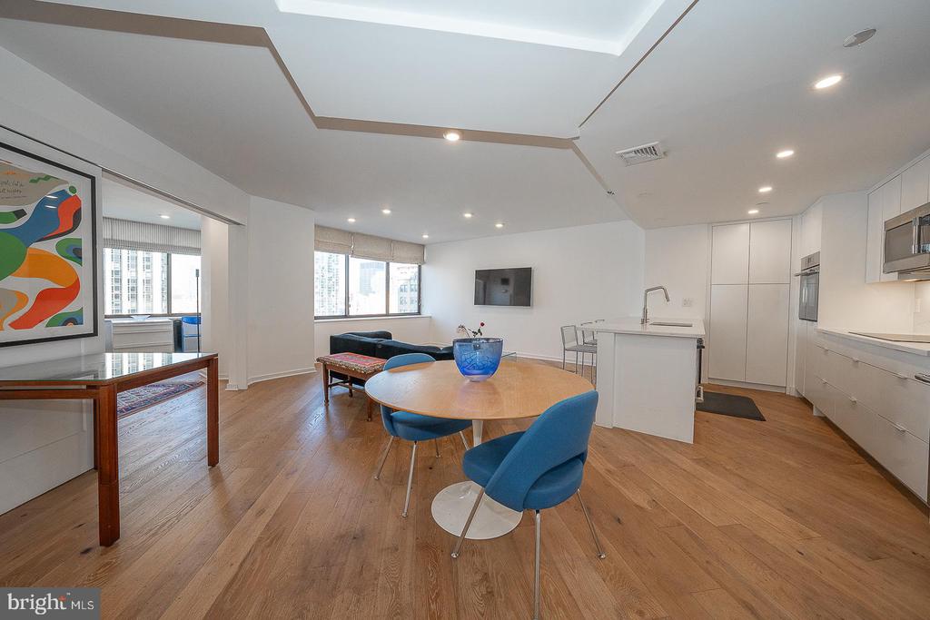 202 W RITTENHOUSE SQUARE Unit: 1205