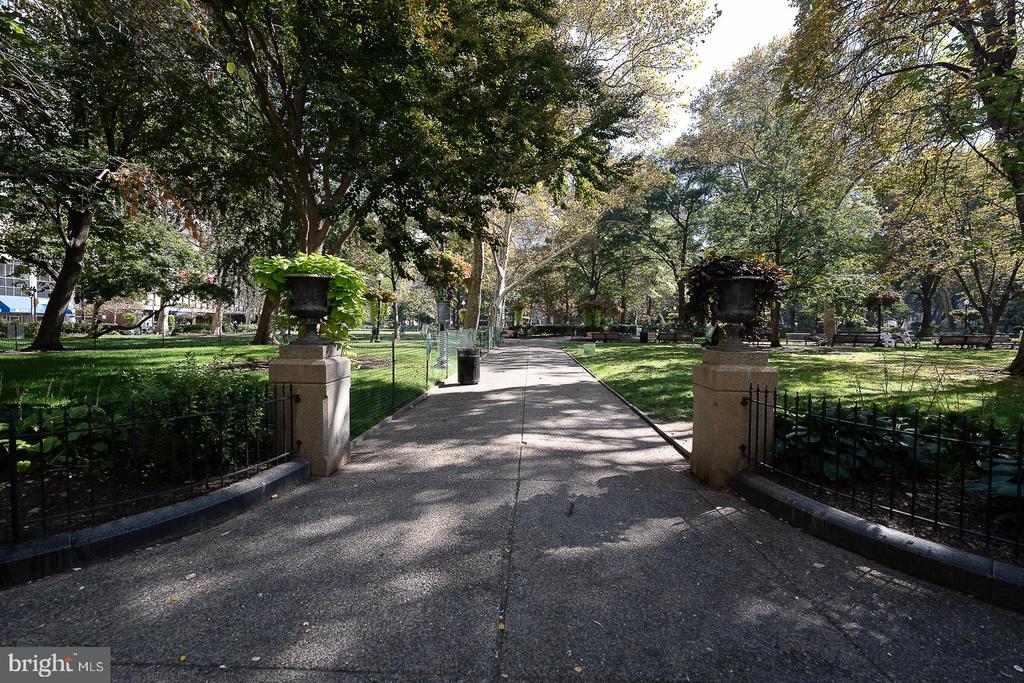 202 W RITTENHOUSE SQUARE Unit: 1205