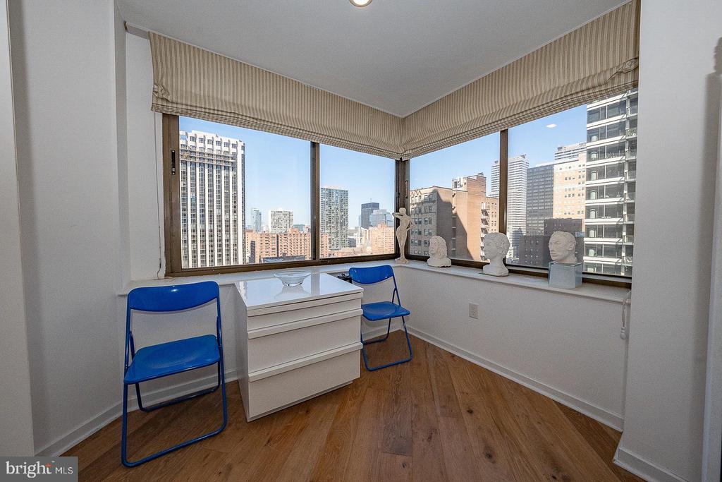 202 W RITTENHOUSE SQUARE Unit: 1205