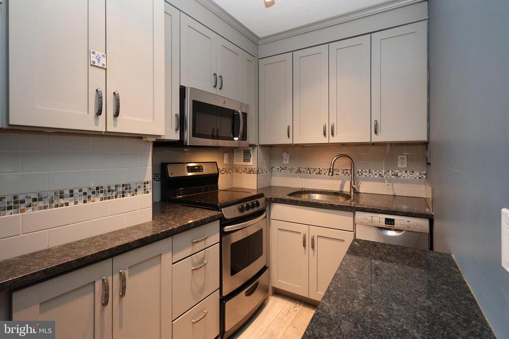 118 S 21ST STREET Unit: 1308