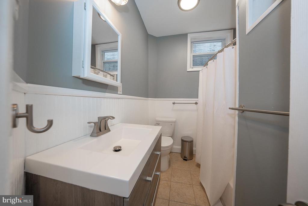 524 S 3RD STREET Unit: 3RD FLOOR