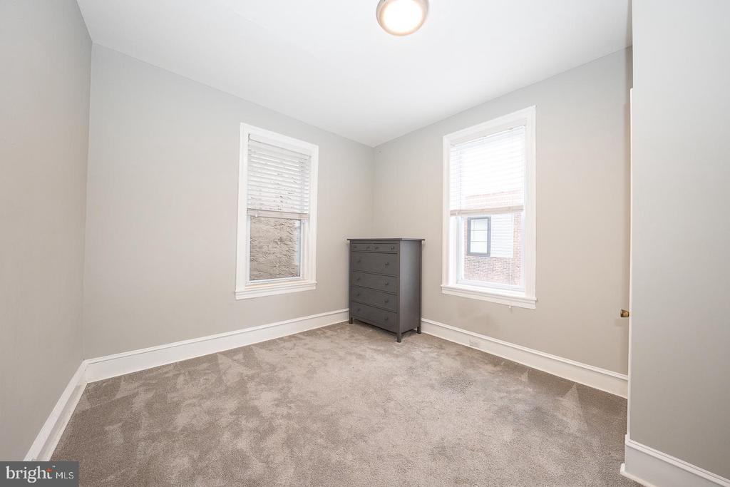 524 S 3RD STREET Unit: 3RD FLOOR