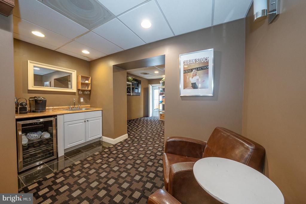 524 S 3RD STREET Unit: 1