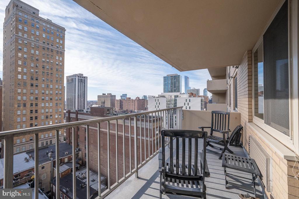 1919 CHESTNUT STREET Unit: 1316