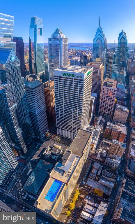 1919 CHESTNUT STREET Unit: 2703