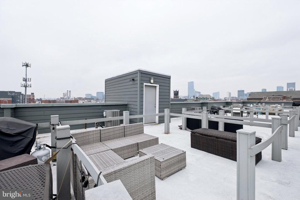 2000 KIMBALL STREET Unit: B4
