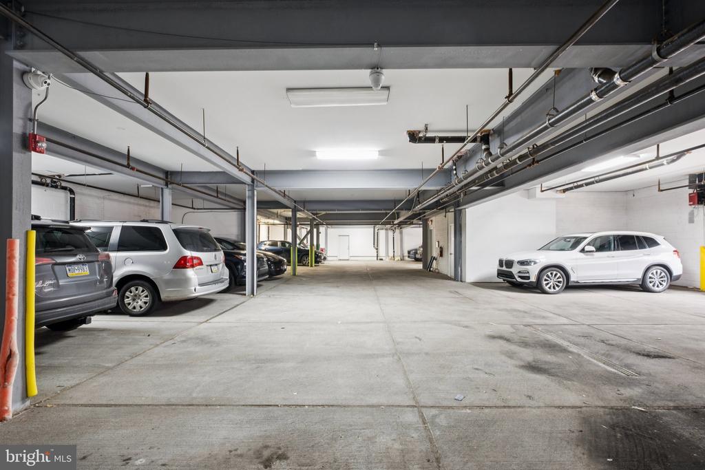 2000 KIMBALL STREET Unit: B4