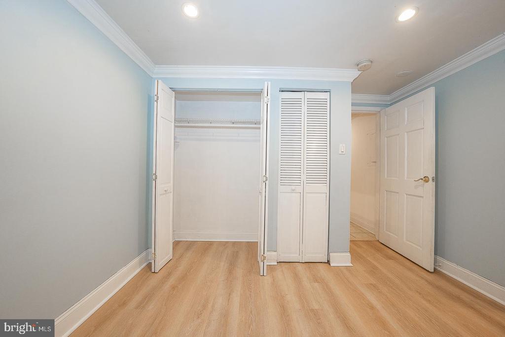 1726 WALLACE STREET Unit: 101