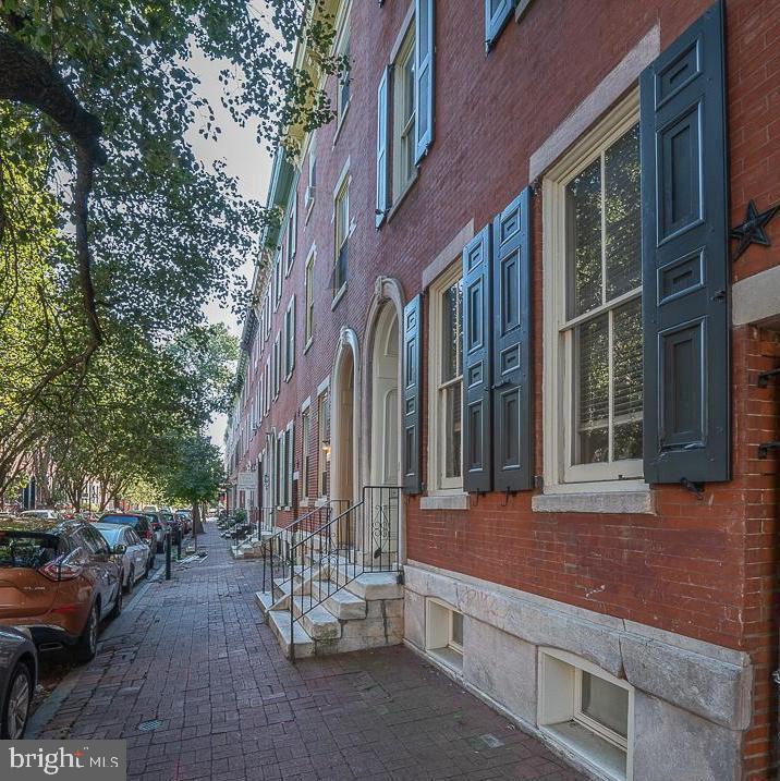 1726 WALLACE STREET Unit: 101