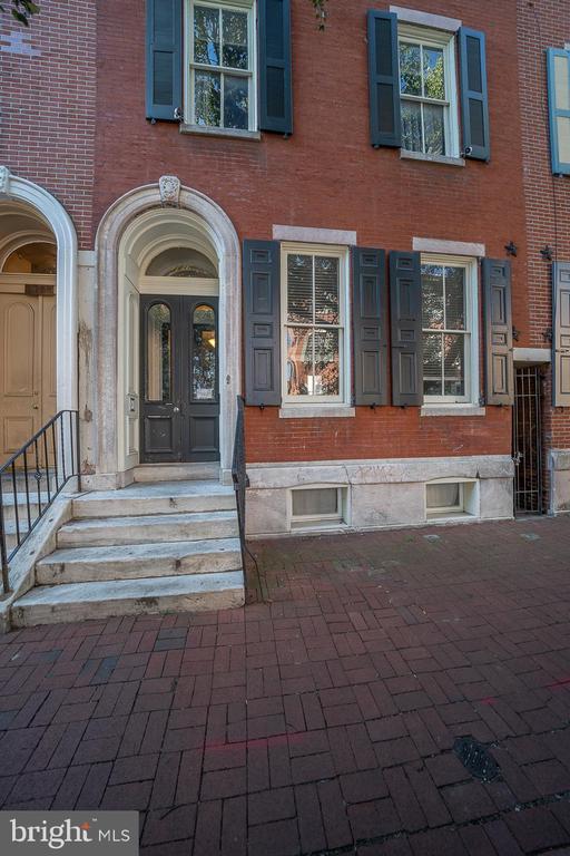 1726 WALLACE STREET Unit: 101
