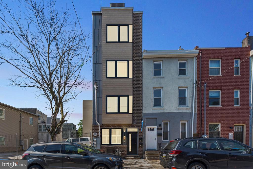 614 W MASTER STREET Unit: 1