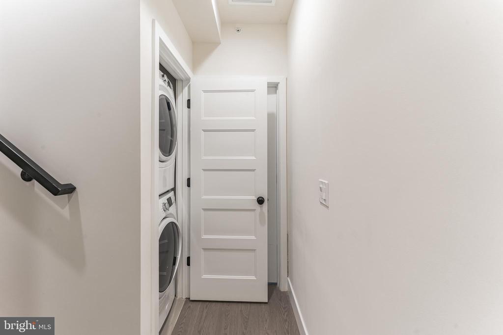 614 W MASTER STREET Unit: 1