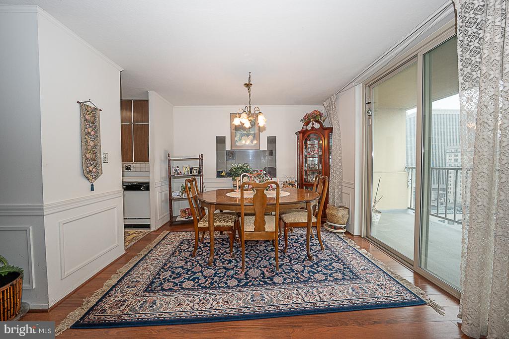 1919 CHESTNUT STREET Unit: 1618