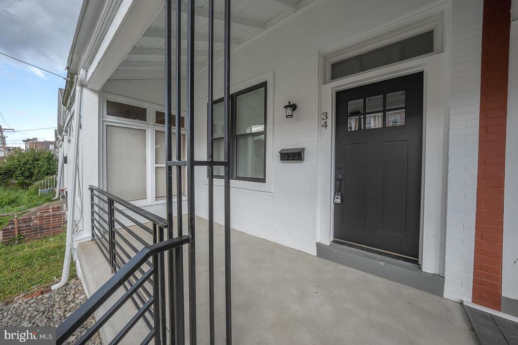 34 W DURHAM STREET