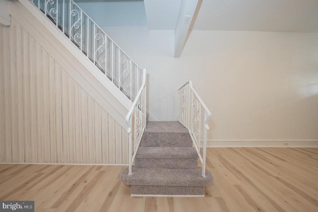34 W DURHAM STREET