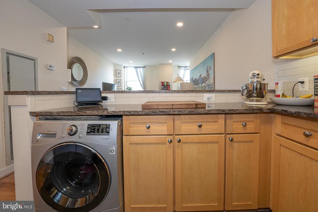 111 S 15TH STREET Unit: 2001