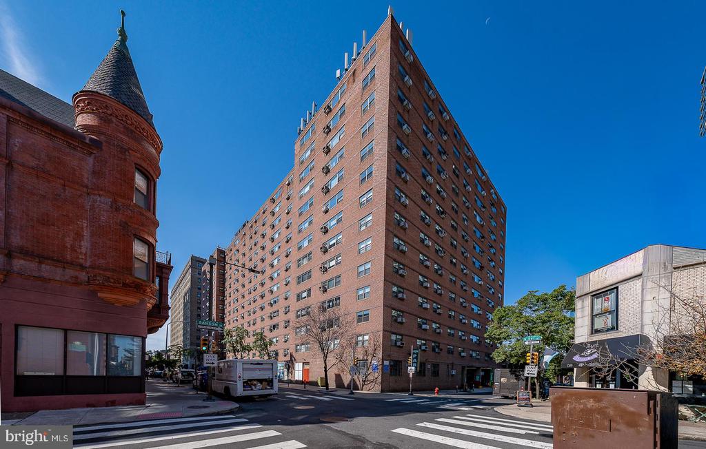 118 S 21ST STREET Unit: 911