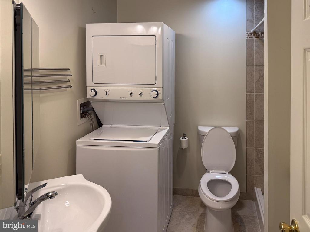 1510 FAIRMOUNT AVENUE Unit: 2F