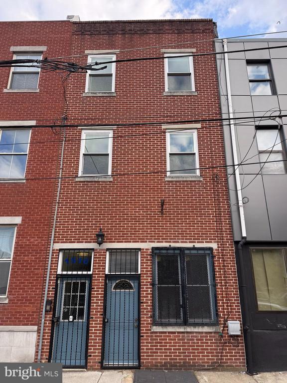1510 FAIRMOUNT AVENUE Unit: 2F