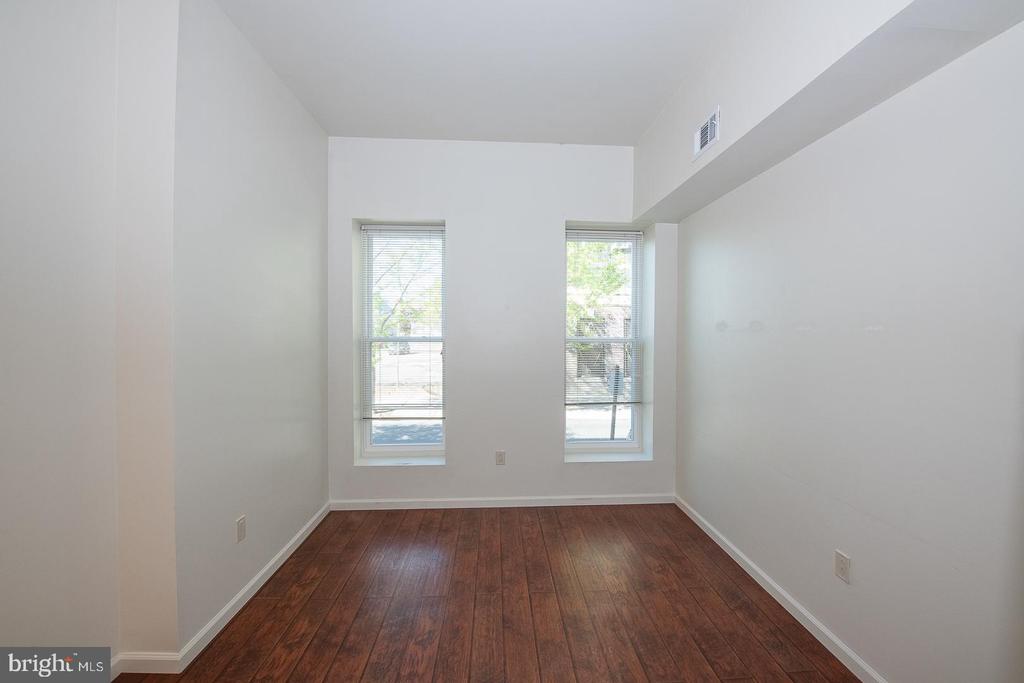 1526 MOUNT VERNON STREET Unit: 1
