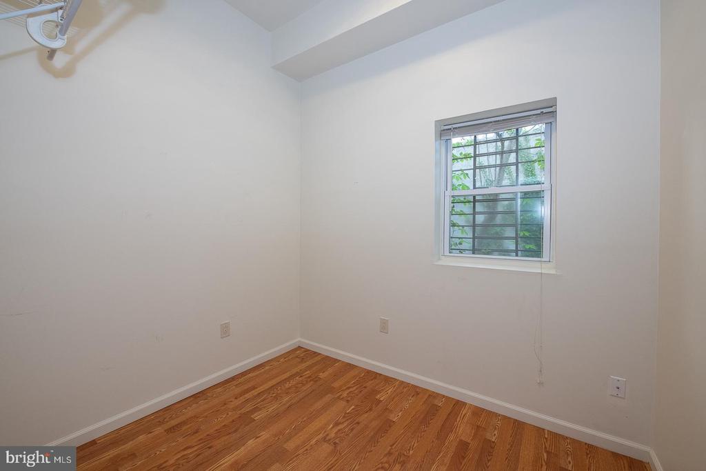 1526 MOUNT VERNON STREET Unit: 1