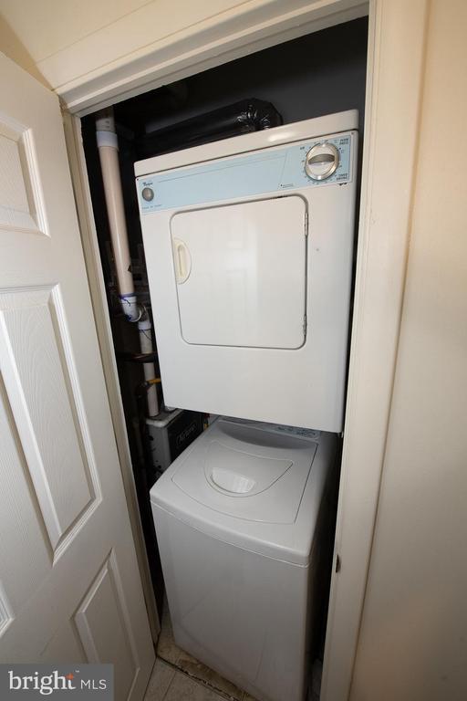 1526 MOUNT VERNON STREET Unit: 3