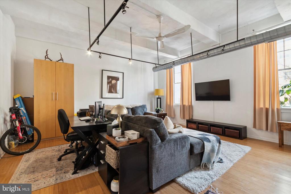 1637 POPLAR STREET Unit: N1