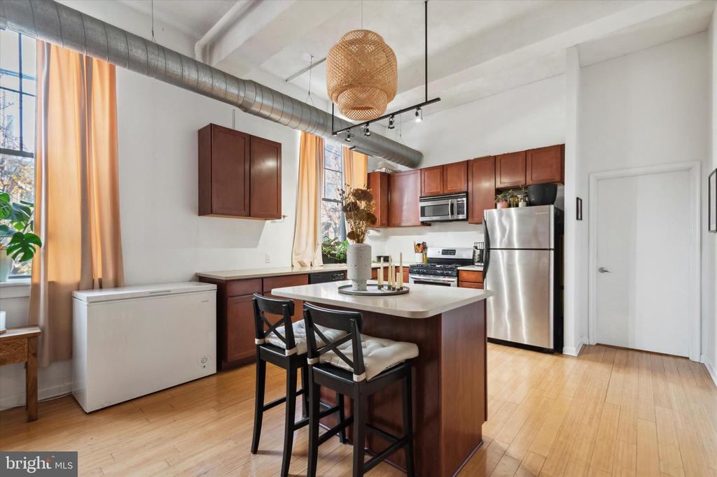 1637 POPLAR STREET Unit: N1