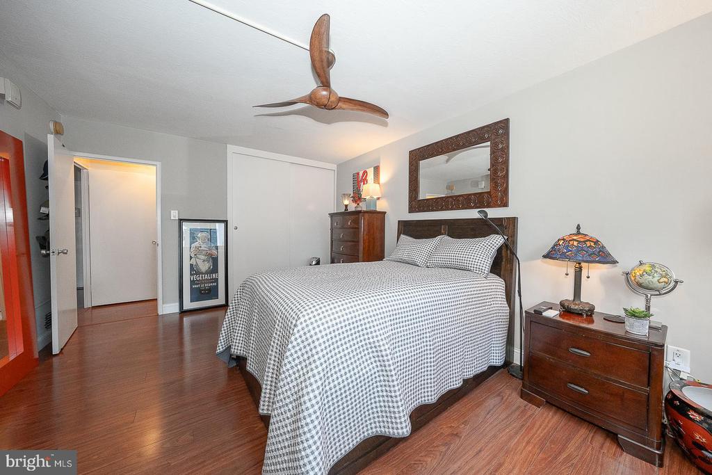 1900 JOHN F KENNEDY BOULEVARD Unit: 1808