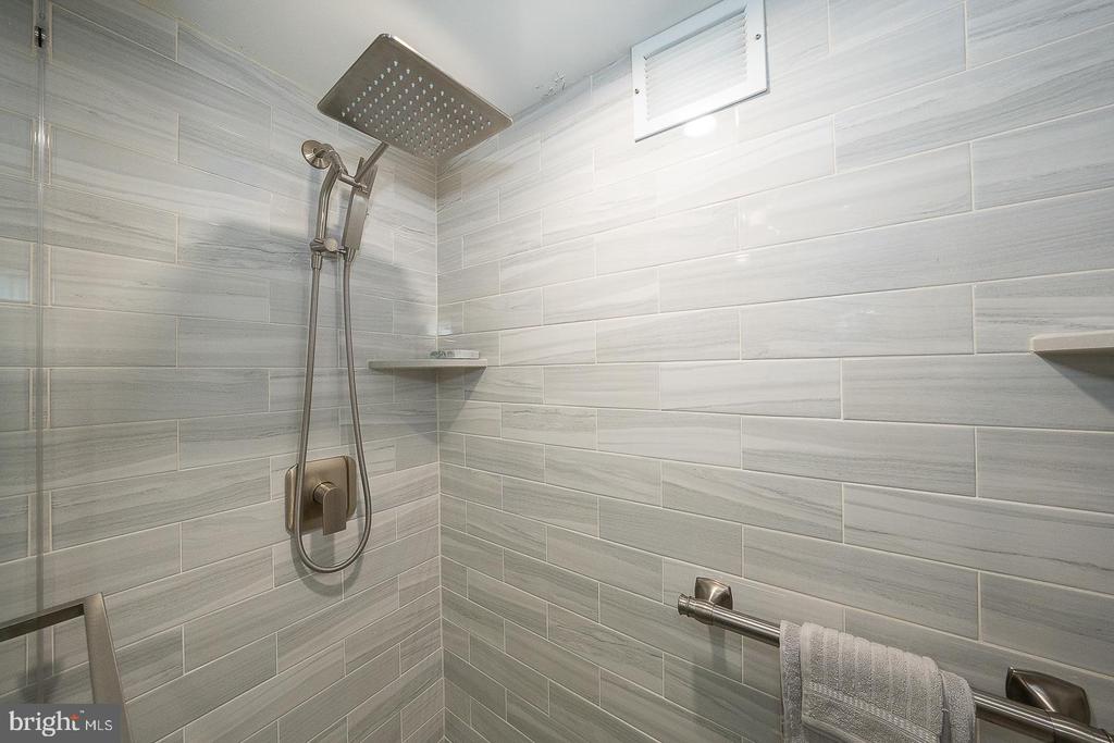 1900 JOHN F KENNEDY BOULEVARD Unit: 1808