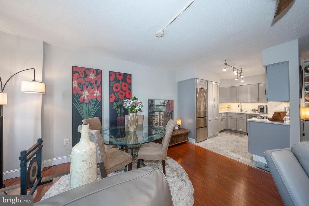 1900 JOHN F KENNEDY BOULEVARD Unit: 1808