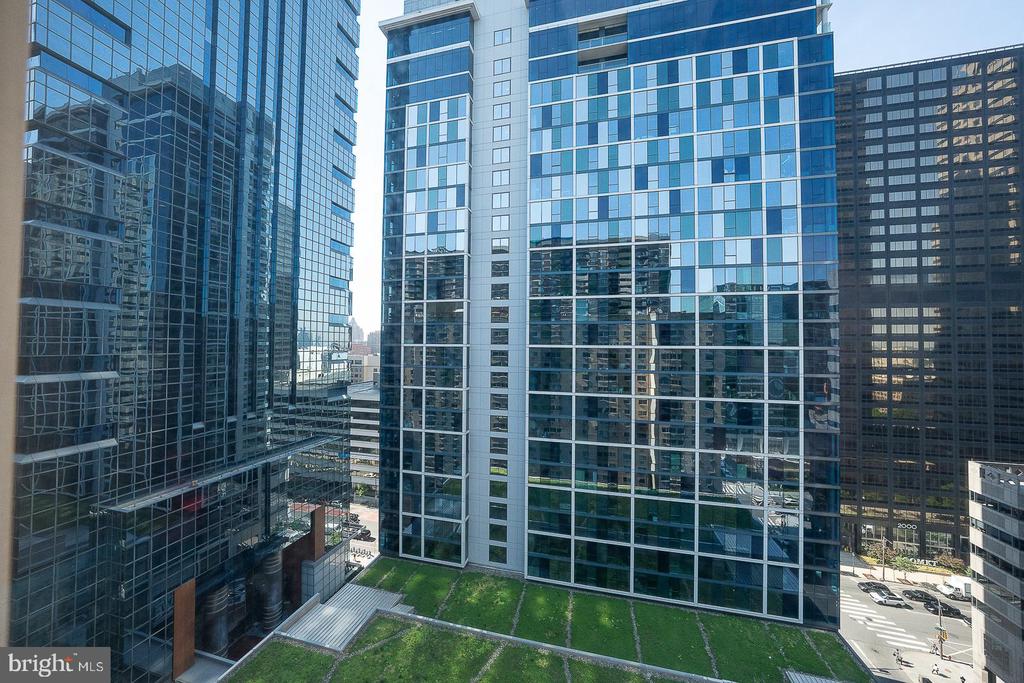 1900 JOHN F KENNEDY BOULEVARD Unit: 1808