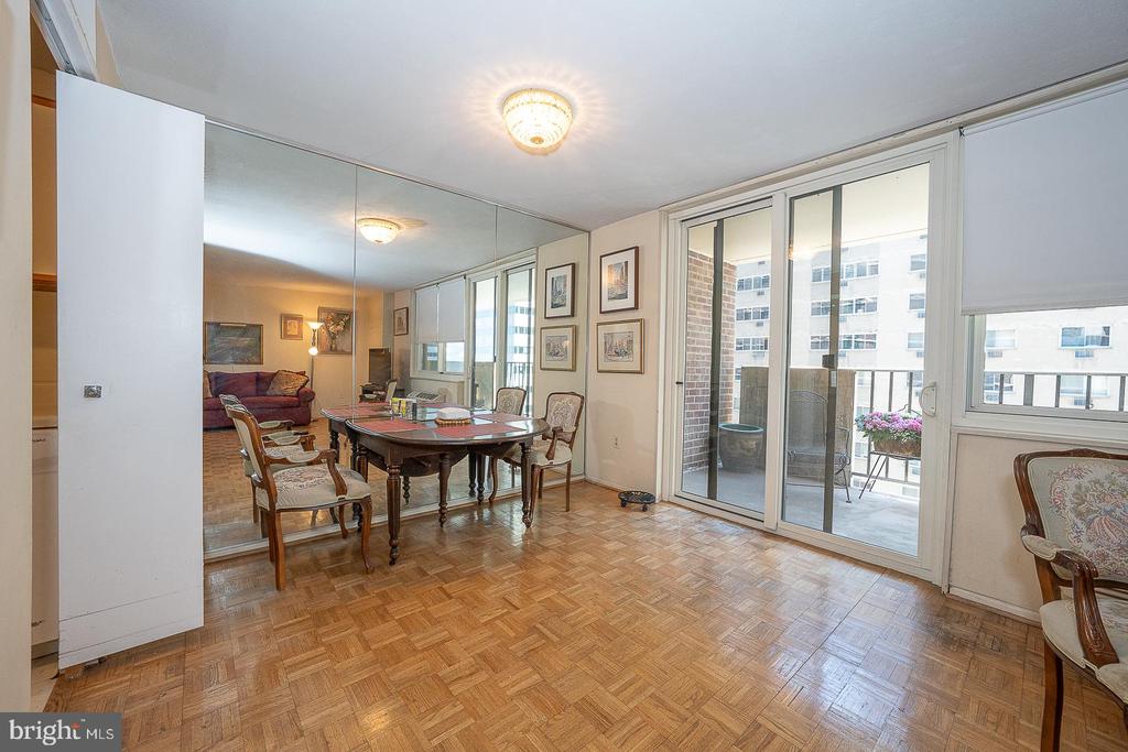 1901 JOHN F KENNEDY BOULEVARD Unit: 1117-1118