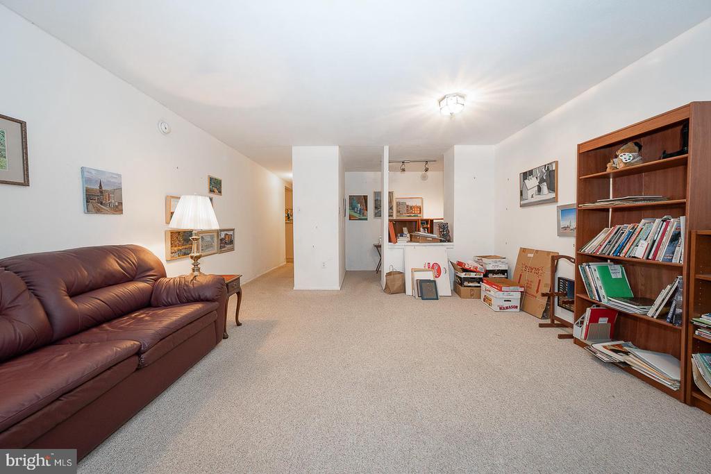 1901 JOHN F KENNEDY BOULEVARD Unit: 1117-1118