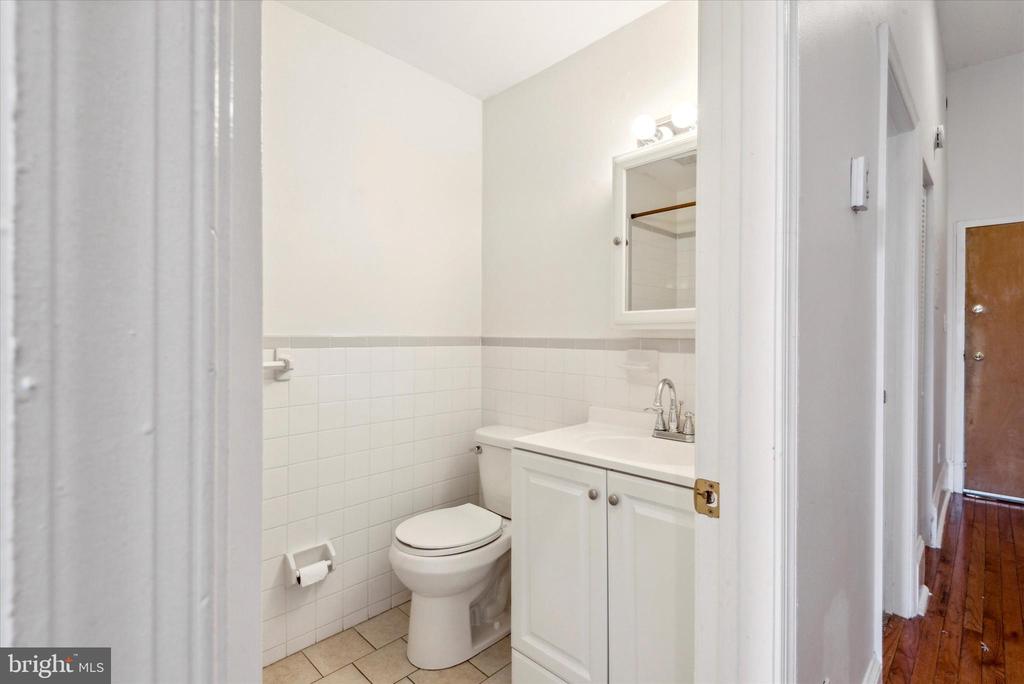 1604 WALLACE STREET Unit: 202