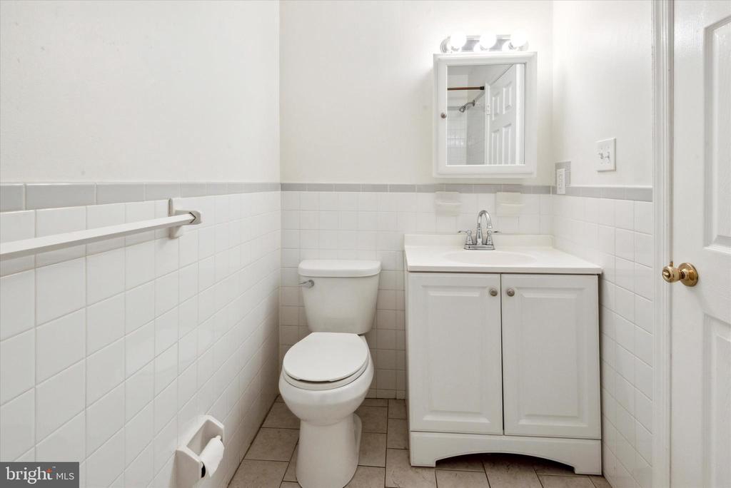 1604 WALLACE STREET Unit: 202