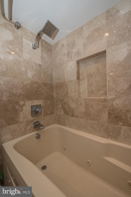 1901 JOHN F KENNEDY BOULEVARD Unit: 1512