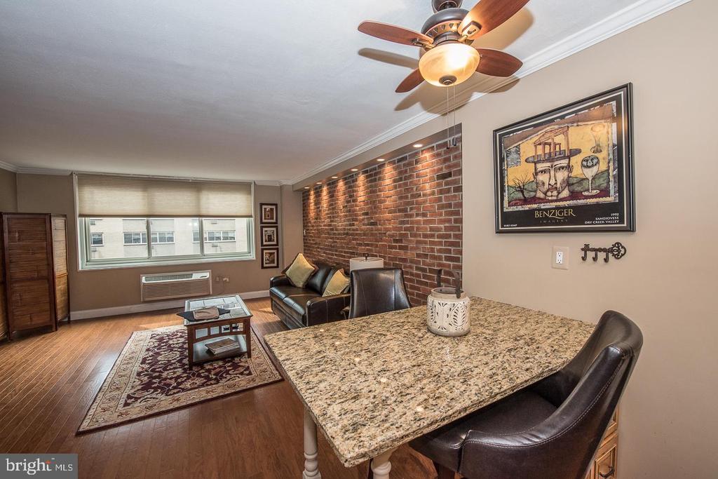 1901 JOHN F KENNEDY BOULEVARD Unit: 1512