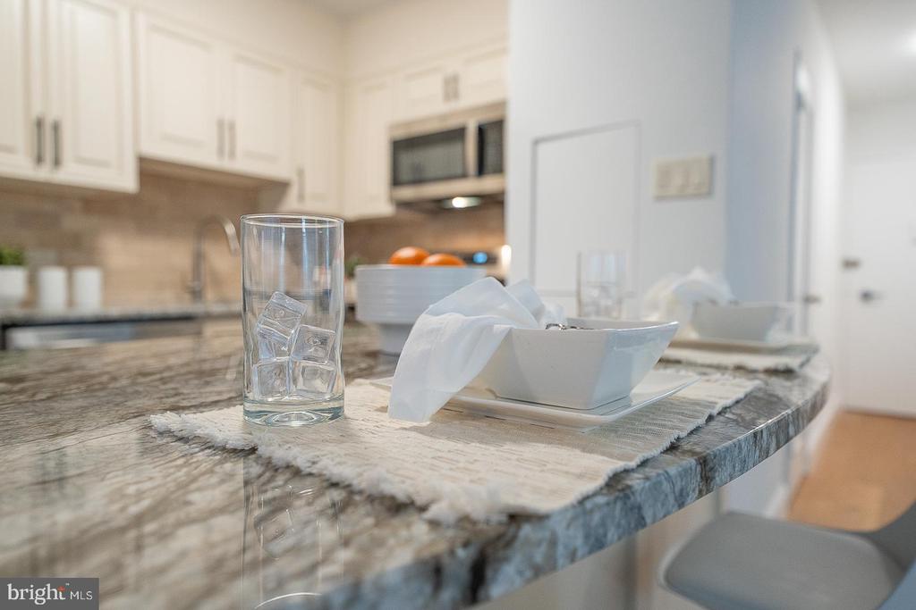 1900 JOHN F KENNEDY BOULEVARD Unit: 402