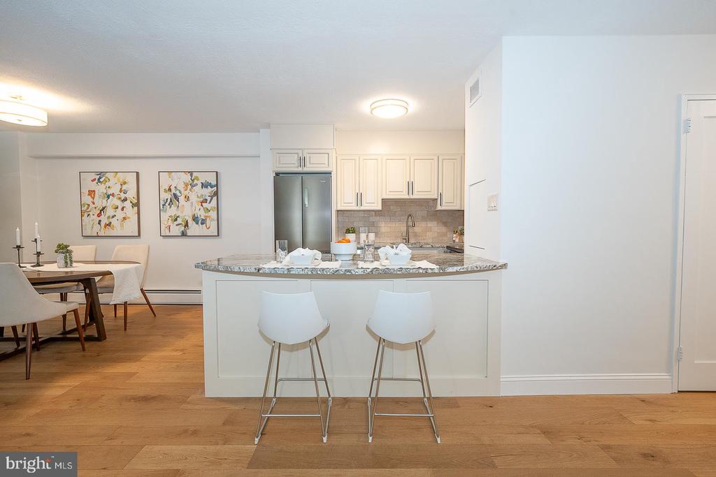 1900 JOHN F KENNEDY BOULEVARD Unit: 402