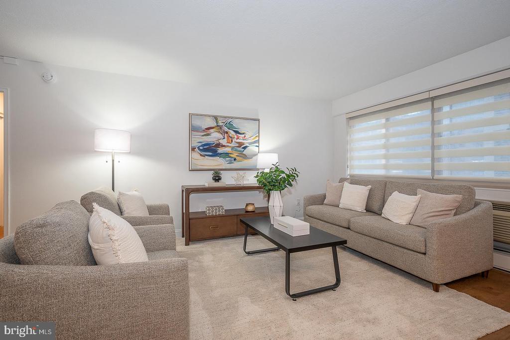 1900 JOHN F KENNEDY BOULEVARD Unit: 402