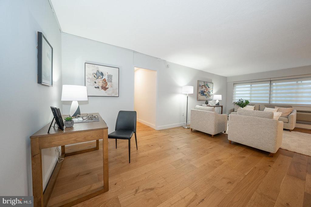 1900 JOHN F KENNEDY BOULEVARD Unit: 402