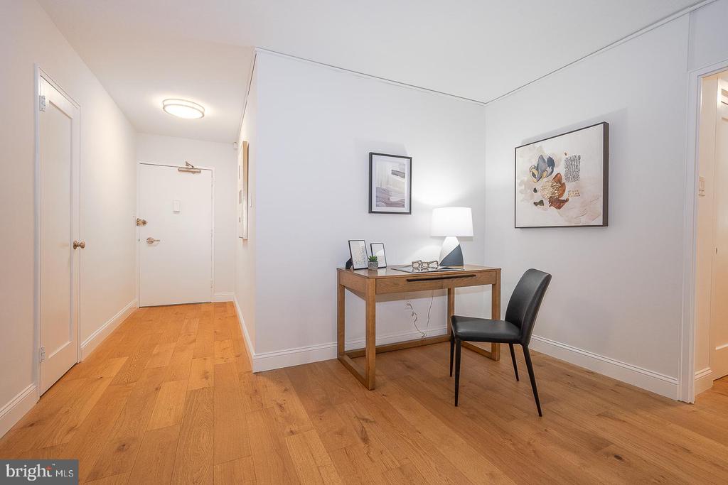 1900 JOHN F KENNEDY BOULEVARD Unit: 402
