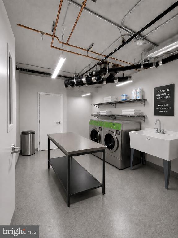 1813 RANSTEAD STREET Unit: 301