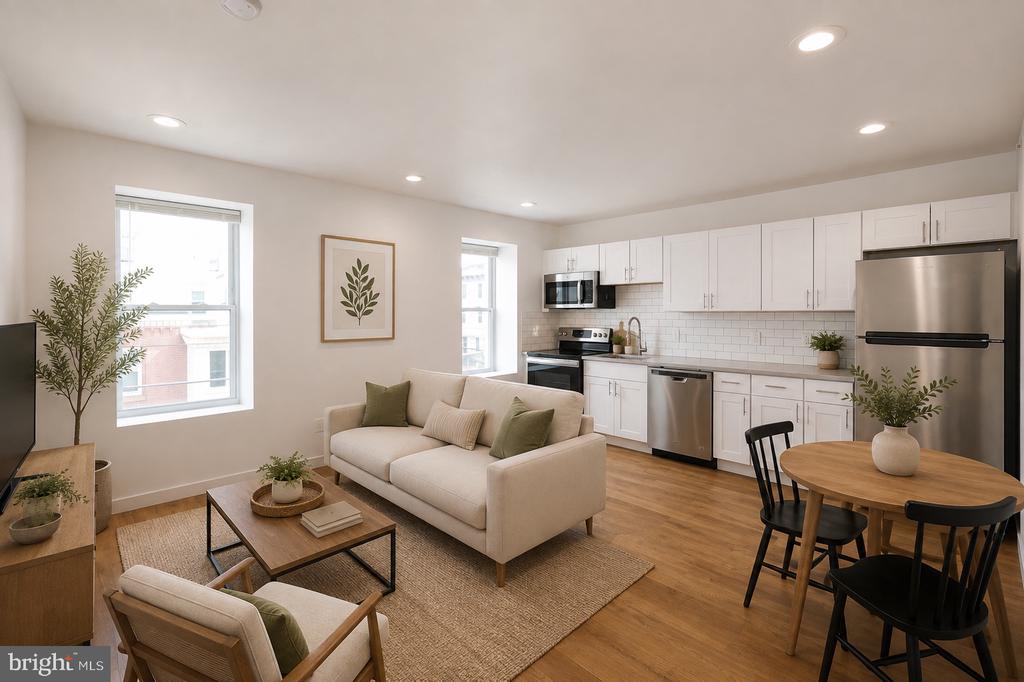 2904 POPLAR STREET Unit: 3