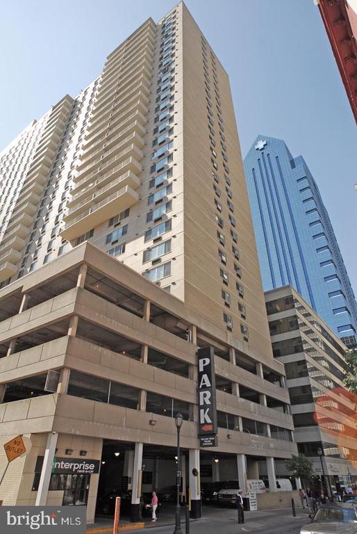 1919 CHESTNUT STREET Unit: 2209