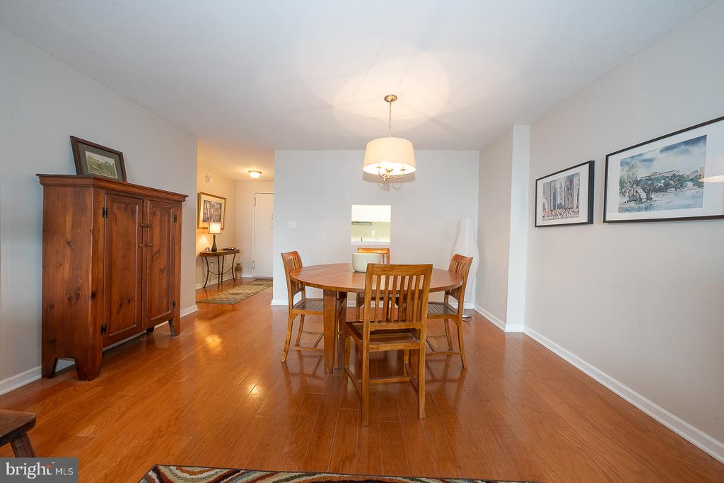 1919 CHESTNUT STREET Unit: 2209